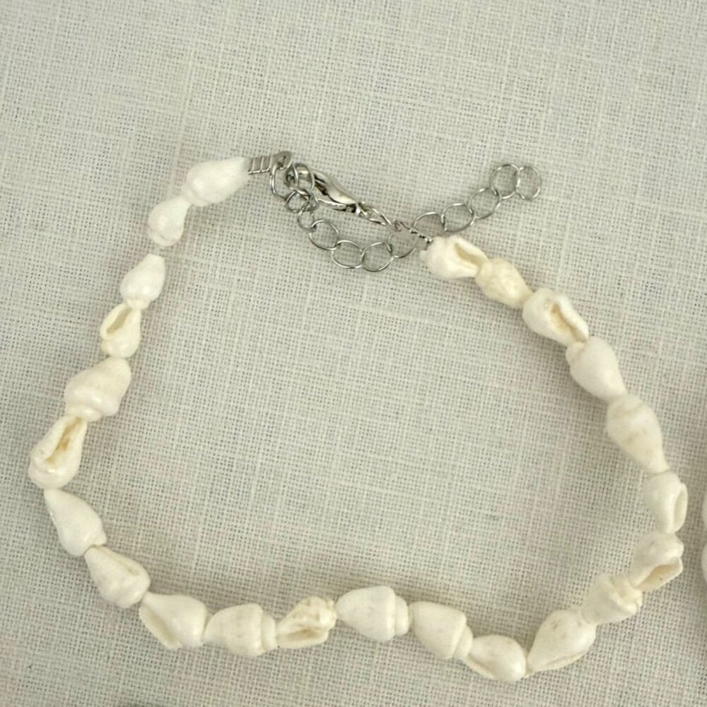 Set Of 4 Beach Charm Bracelet Set Shell Starfish Pearl Stretch Adjustable - Picture 5 of 9